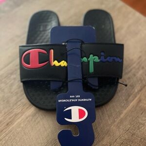 Champion slides, sandals. Youth 6